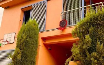 Property slide 18