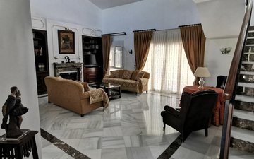 Property slide 16