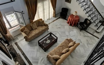 Property slide 18