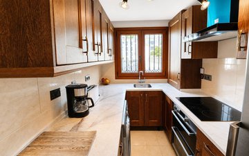 Property slide 21