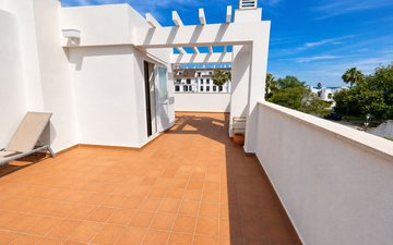 Property slide 42