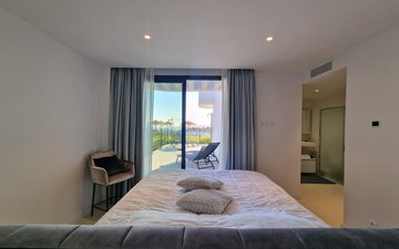 Property slide 10