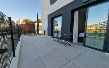 Property slide 18
