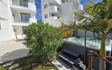 Property slide 18