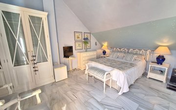 Property slide 30