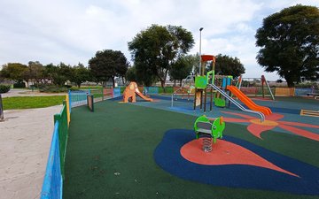 Property slide 33
