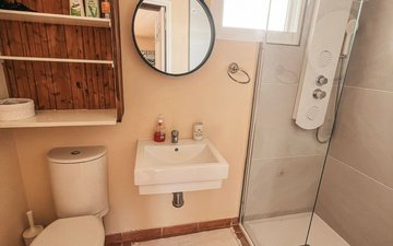 Property slide 16