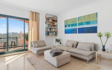 Property slide 10