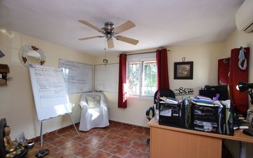 Property slide 22