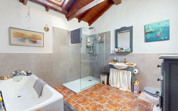 Property slide 24