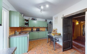 Property slide 29