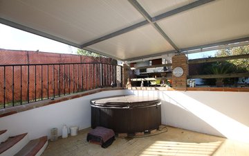 Property slide 42