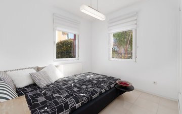 Property slide 21