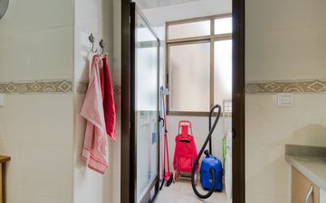 Property slide 40