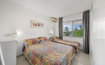 Property slide 10