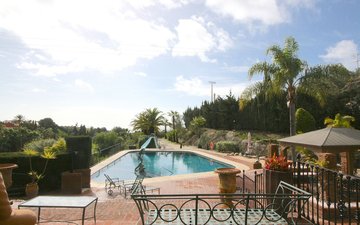 Property slide 39