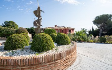 Property slide 40