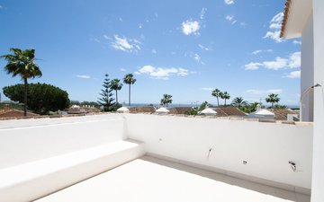 Property slide 18