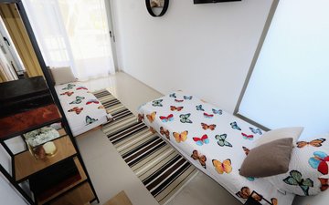 Property slide 18