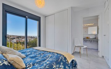 Property slide 15