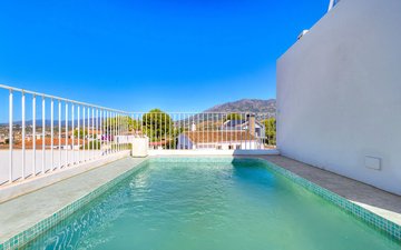 Property slide 29