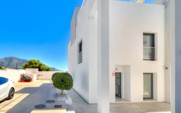 Property slide 38