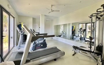 Property slide 39