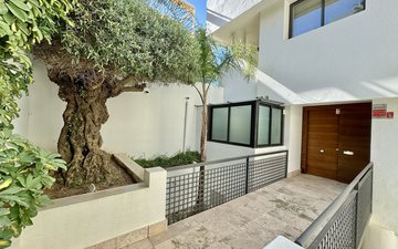 Property slide 5