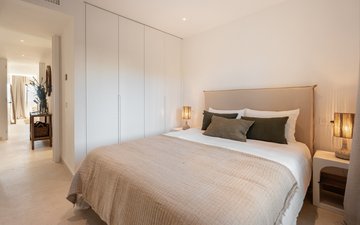 Property slide 31