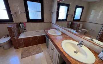 Property slide 17