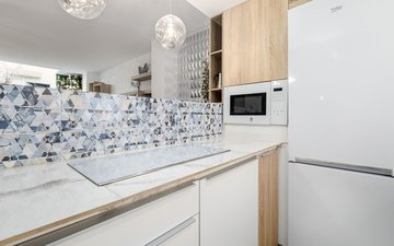 Property slide 20