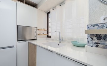 Property slide 22