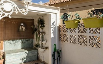 Property slide 46
