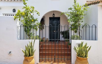 Property slide 8