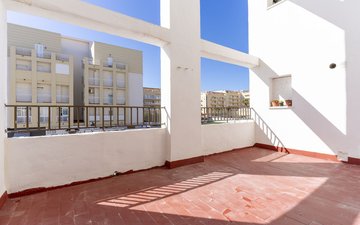 Property slide 15
