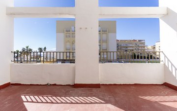 Property slide 22