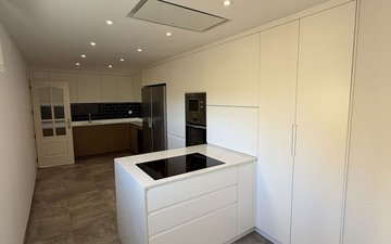 Property slide 19