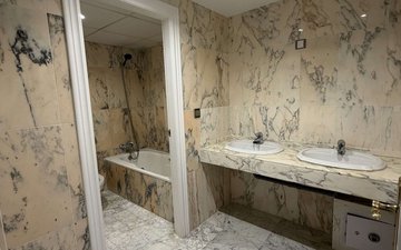 Property slide 39