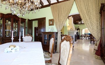 Property slide 35