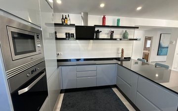 Property slide 10