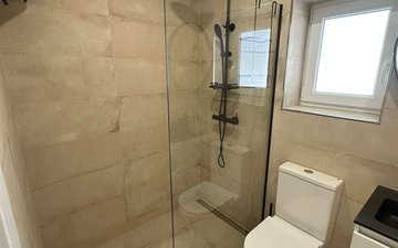 Property slide 25