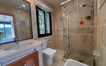 Property slide 20
