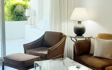 Property slide 18