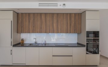Property slide 17