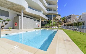 Property slide 44