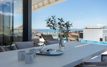 Property slide 22