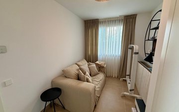 Property slide 10