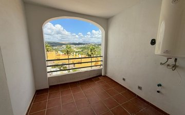 Property slide 31