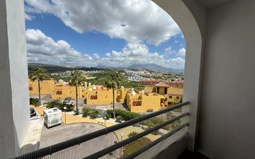 Property slide 32