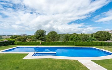 Property slide 18